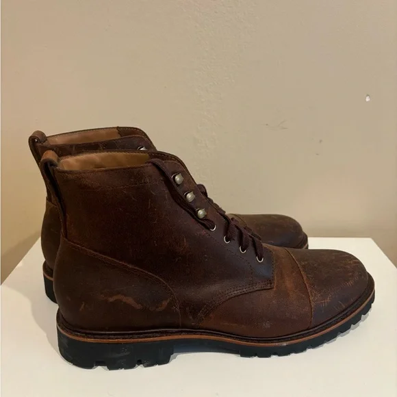 JCREW English Waxed Cap Toe Kenton Boots Vibram Soles